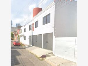 Casa en Venta en Rincon Arboledas Puebla