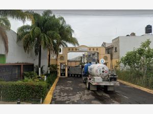 Casa en Venta en Jardines Del Valle Zapopan