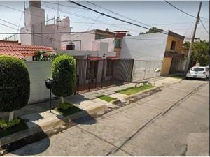 Casa en Venta en Hacienda de Echegaray Naucalpan de Juárez