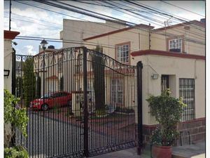 Casa en Venta en Colonial Santa Fe Pachuca de Soto