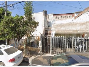 Casa en Venta en Constitucion Zapopan