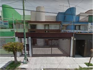 Casa en Venta en Rinconada Coapa 2A Sección Tlalpan