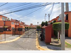 Casa en Venta en Valle de las Pirámides Tlalnepantla de Baz