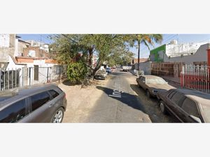 Casa en Venta en Constitucion Zapopan