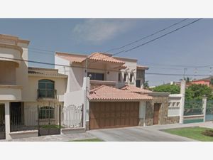 Casa en Venta en Sinaloa de Leyva Centro Sinaloa