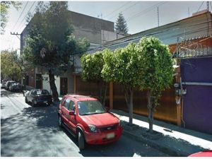 Casa en Venta en Del Carmen Coyoacán