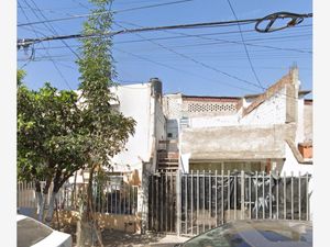 Casa en Venta en Constitucion Zapopan