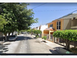 Casa en Venta en Jardines de la Paz Guadalajara