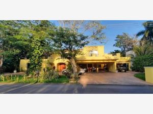 Casa en Venta en Club de Golf la Ceiba Mérida