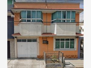 Casa en Venta en Las Aguilas Nezahualcóyotl