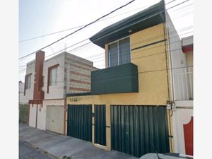 Casa en Venta en Jardines de San Manuel Puebla