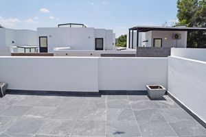 Casas en Venta, El Campanario frente a Bugambilias, Zapopan