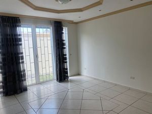 VENTA Casa en Residencial La Joya, Boca del Río, Ver. FRACCIONAMIENTO PRIVADO