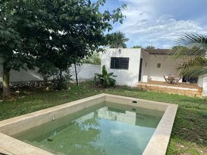 Preciosa casa con enorme jardín y Piscina a dos cuadras de la 60