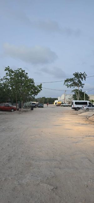 Tulum Coba | Terreno con 3 calles ideal PLaza Comercial o Locales