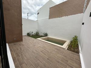 Casa en venta en PRIVADA en Temozón, Merida