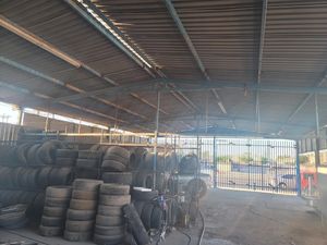 SE VENDE BODEGA COMERCIAL