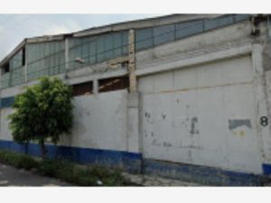 Bodega en venta en Santa María Aztahuacan, Ciudad de México, CDMX, México,  09500. Centro de Estudios Científicos y Tecnológicos N° 7 