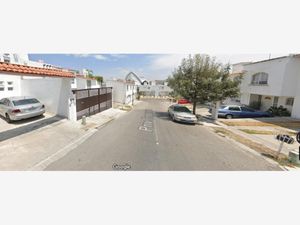 Casa en Venta en Misión de Santa Sofía Corregidora