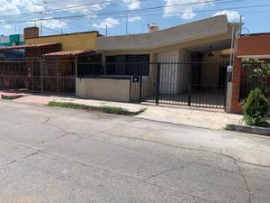 Casa en Venta en La Calma Zapopan