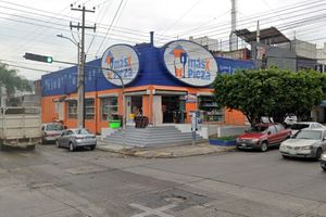 Oportunidad  Inversión  Bodega Comercial en el Mercado de Abastos