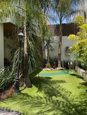 Hermosa casa en venta dentro de condominio con amenidades