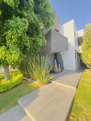 Espectacular casa en venta El Campanario en Querétaro