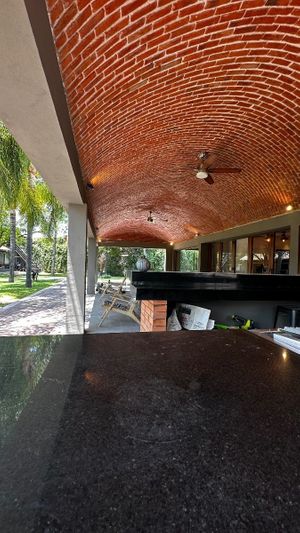 Increíble casa remodelada en venta un nivel en Jurica