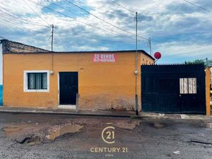 Casa en venta en Arroyo Del Cañaveral 16, Villas del Nayar, Tepic, Nayarit,  63177.