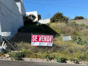 Terreno en venta en Laderas de Monterrey, Tijuana. Cerca de Colinas del Rey, Juá