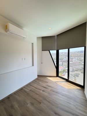 Hermoso departamento de 2 recámaras en Admant Grand muy cerca de cines, restaura