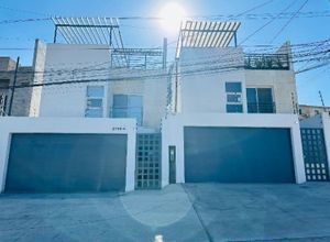 Casas venta Lienzo Residencial, Loma Bonita. Cerca Garita de Otay, Vía Rápida