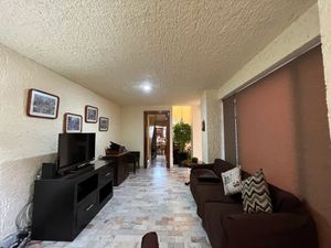 Casa en venta en Jardines Universidad