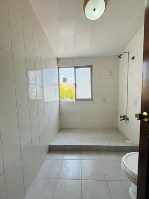 CASA EN VENTA DE 4 REC. FRACCIONAMIENTO REFORMA AGUA AZUL