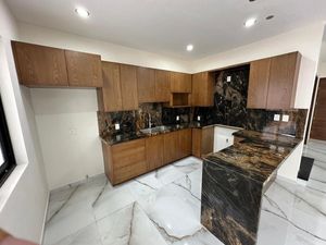 CASA EN RENTA SIN MUEBLES EN SONTERRA 1