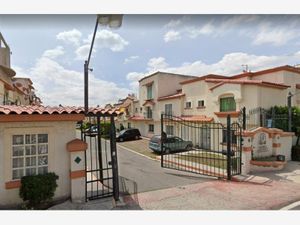 Casa en Venta en Villa del Real Tecámac