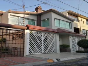 Casa en Venta en Jardines Bellavista Tlalnepantla de Baz