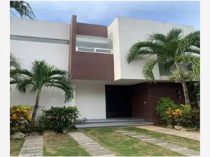 Casa en Venta en Cancún (Internacional de Cancún) Benito Juárez