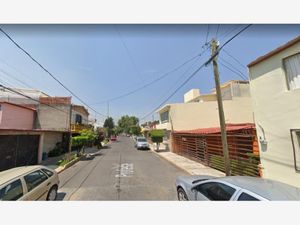 Casa en Venta en Valle de Santa Mónica Tlalnepantla de Baz