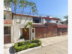 Casa en Venta en Bosque Real Zapopan