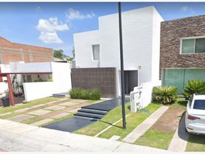 Casa en Venta en Cumbres del Lago Querétaro