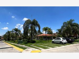 Casa en Venta en Real de Valdepeñas Zapopan