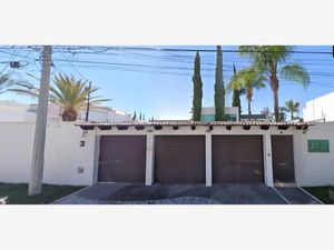 Casa en Venta en Villa las Arboledas Querétaro