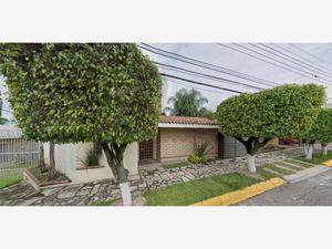 Casa en Venta en Burgos Bugambilias Temixco