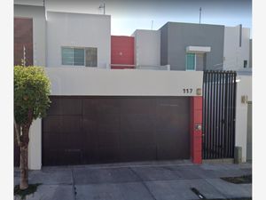 Casa en Venta en Residencial Esmeralda Norte Colima