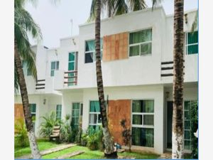 Casa en Venta en Playa del Sol Solidaridad