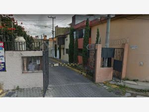 Casas en venta en B. Holanda 26, Bosques de Aragon, 57170 Nezahualcóyotl,  Méx., México