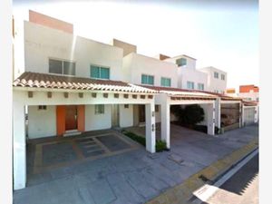 Casa en Venta en La Puerta de Hierro Pachuca de Soto