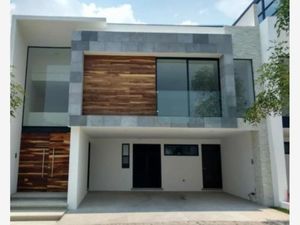 Casa en Venta en Angelopolis Puebla