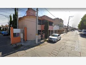 Casa en Venta en Bosques de Aragon Nezahualcóyotl